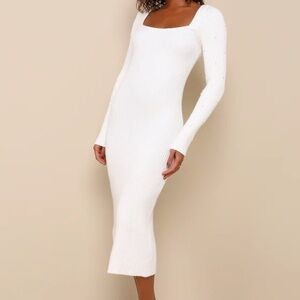 Elegant White Ribbed Knit Dress